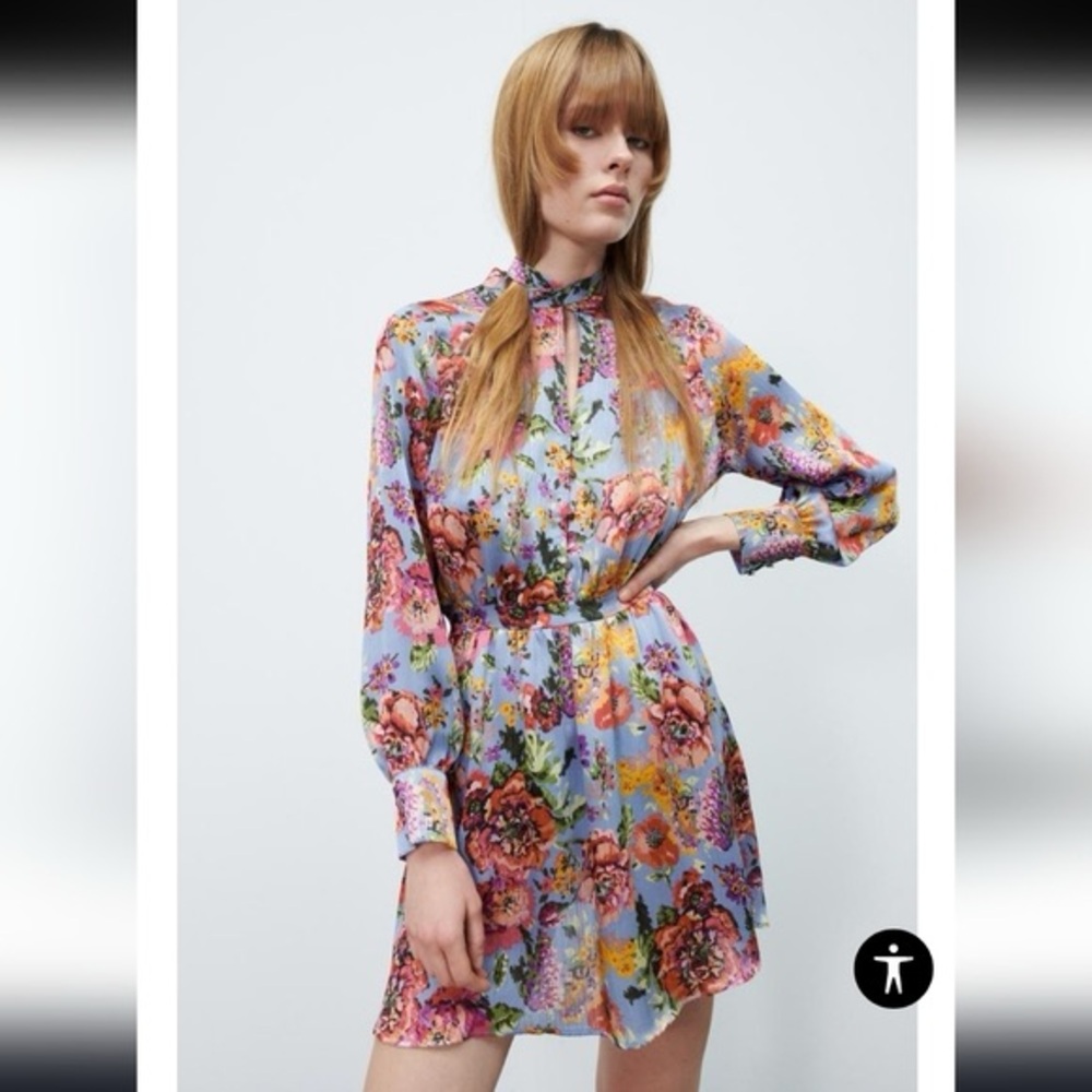 💜 50% OFF 💜 Zara SzL Floral Print Satin Dress